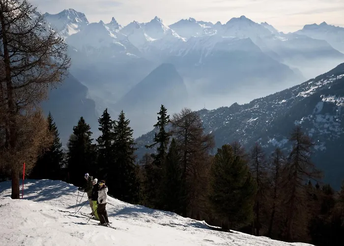 Апартаменты Alluring In Les *