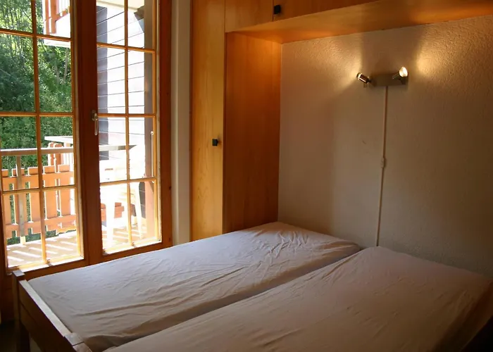 Апартаменты Alluring In Les