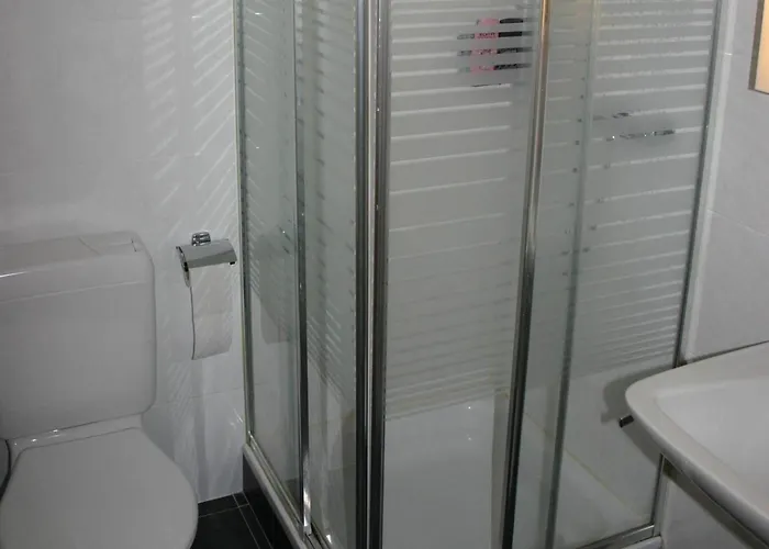 Апартаменты Alluring In Les