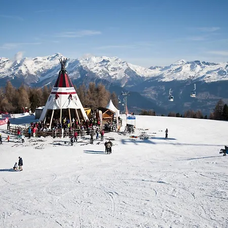 アパート Alluring In Les *